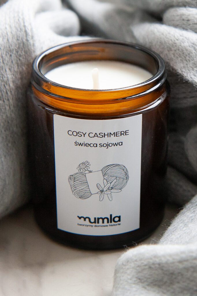 świeca cosy cashmere - MUMLA