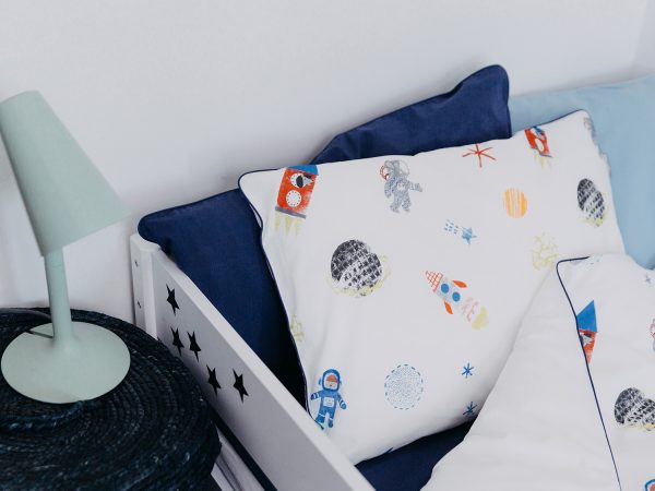 posciel-kosmos-MUMLA