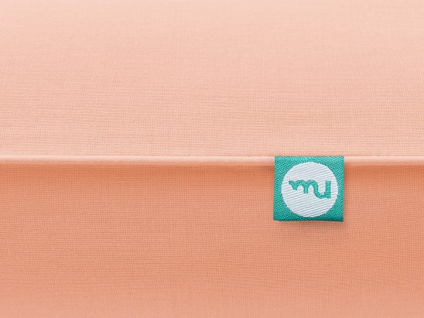 poszewka-basic-brzoskwiniowy---MUMLA