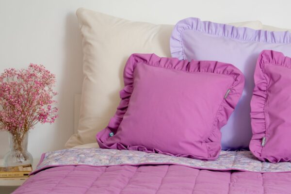 poszewka fioletowa z falbaną - MUMLA