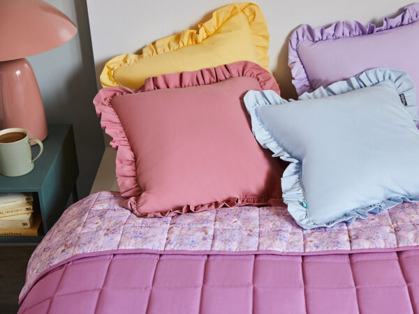 narzuta fioletowe bratki - MUMLA