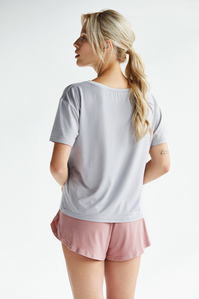 t-shirt z mikromodalu szary - MUMLA