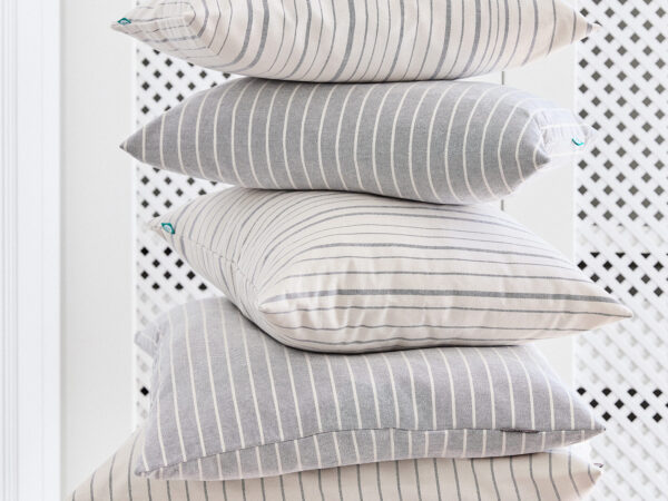 poszewka szare pasy MUMLA