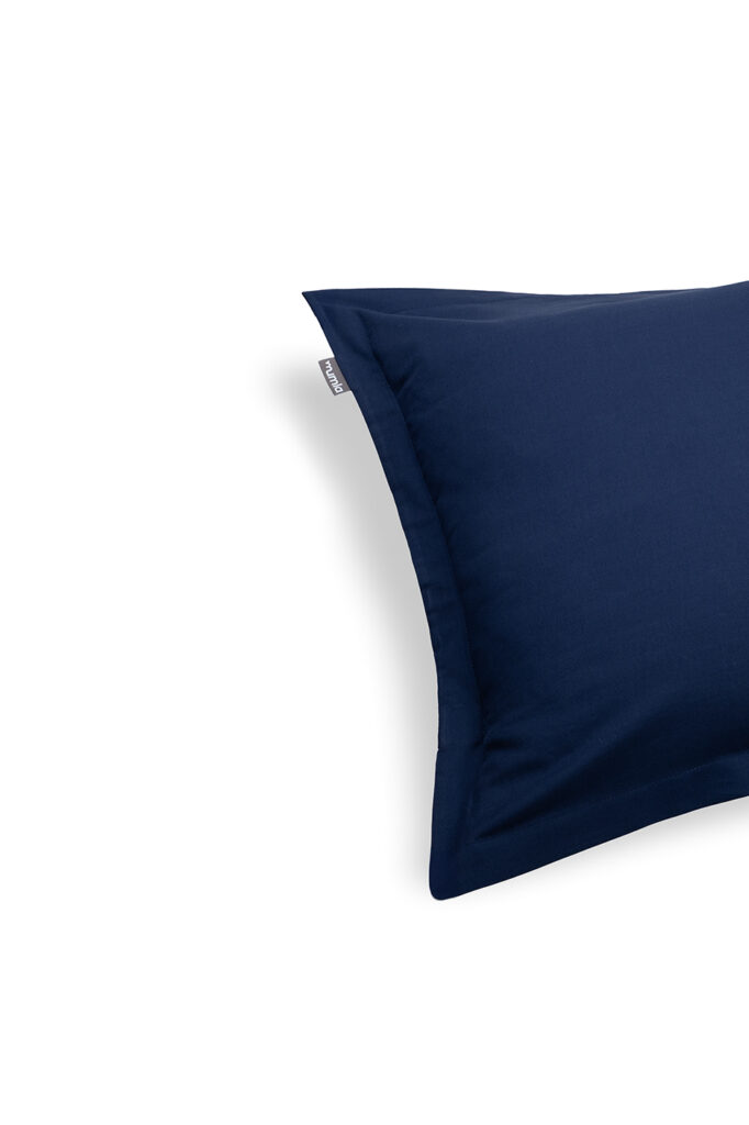 poszewka satin granatowa - MUMLA